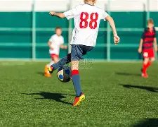 格列茲曼簡,人物概述,C7娱乐,C7,YULE,C7,YULE官网,C7,YULE平台,C7娱乐集团,C7,YULE集团