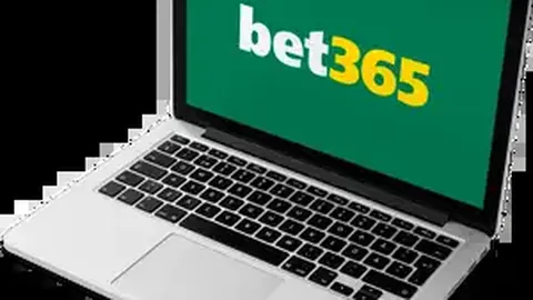 肖国栋与吴宜泽斯诺克对决，争夺四强门票，丁...