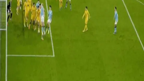 景区摆渡车：平衡便利与盈利——探寻游客满意度与景区收入双赢策略？